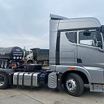 Седельный тягач FAW JH6 Oryx 4х2