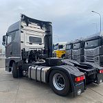 Седельный тягач FAW JH6 Oryx 4х2